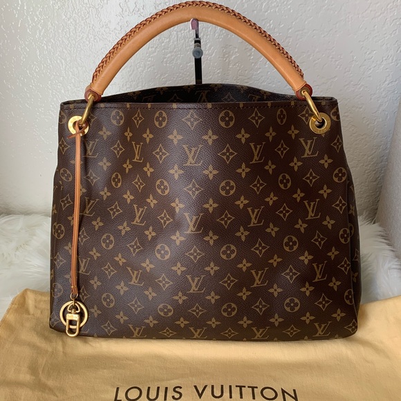 Louis Vuitton Handbags - ❇️FIRM❇️ Rare Extra Large Louis Vuitton Bag MM